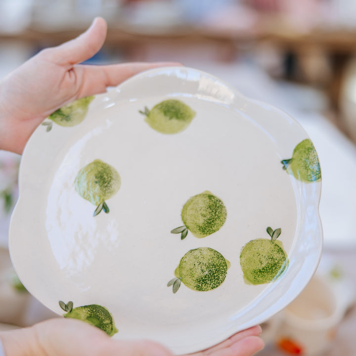 Set of 4 Citrus Garden Scallop Dinner Plates