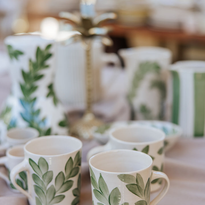 Set of 2 Green Vine Small Straight Mugs
