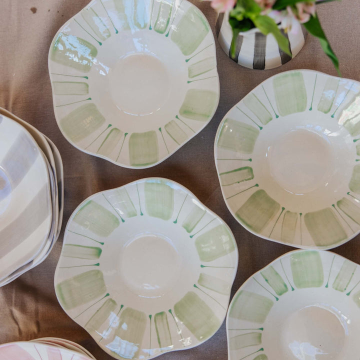 Set of 4 Banded Studio Line Scallop Pasta Bowls